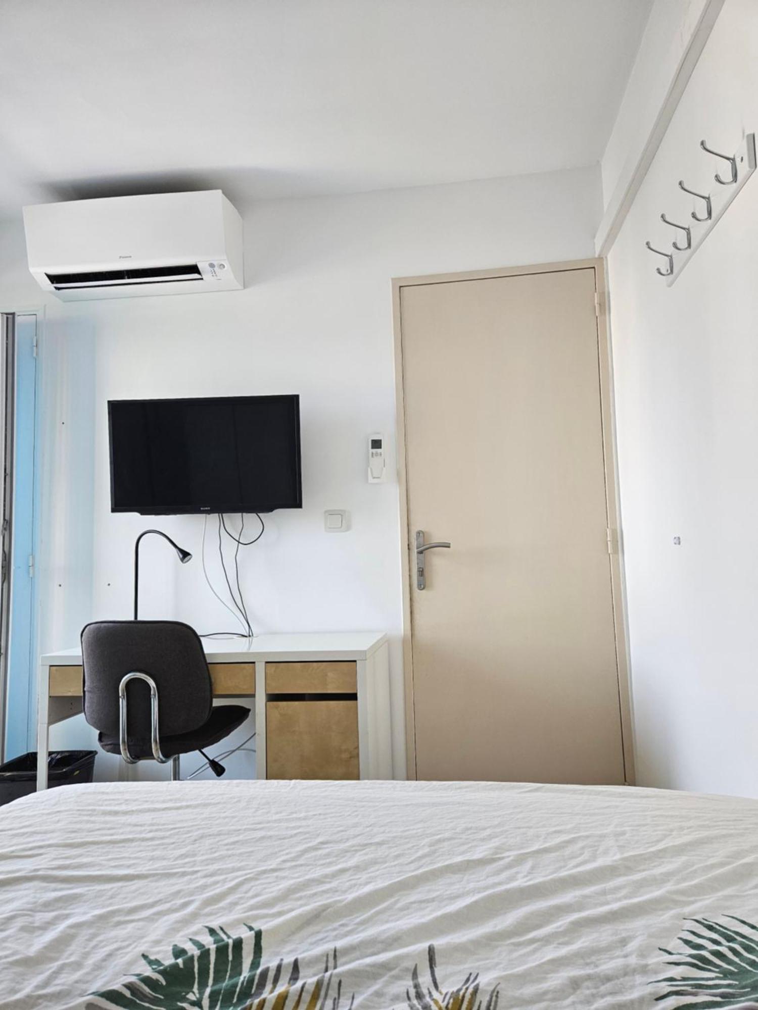 Chambre En Colocation Fille, Proche Mer, Climatisation Тулон Екстер'єр фото