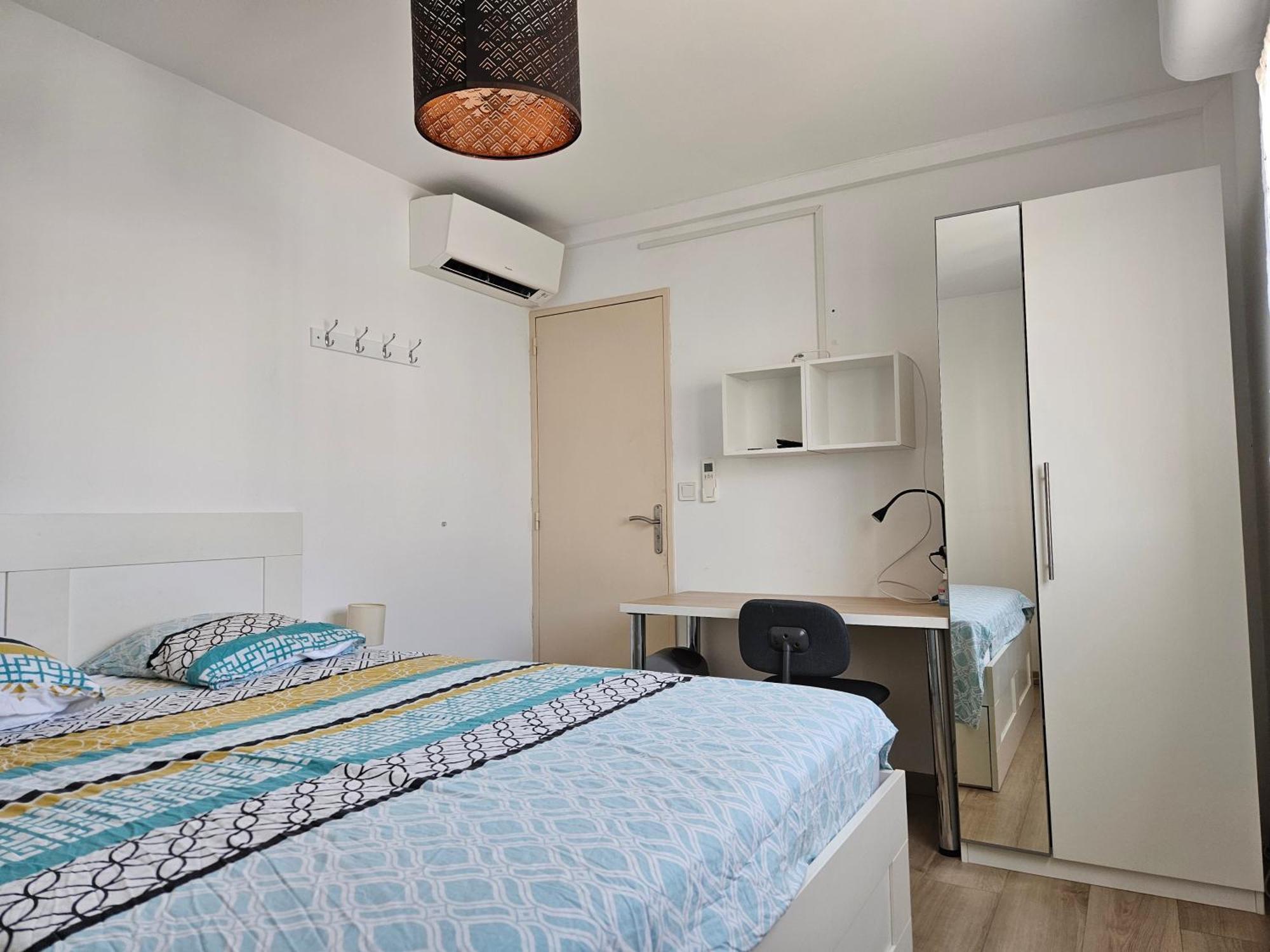 Chambre En Colocation Fille, Proche Mer, Climatisation Тулон Екстер'єр фото