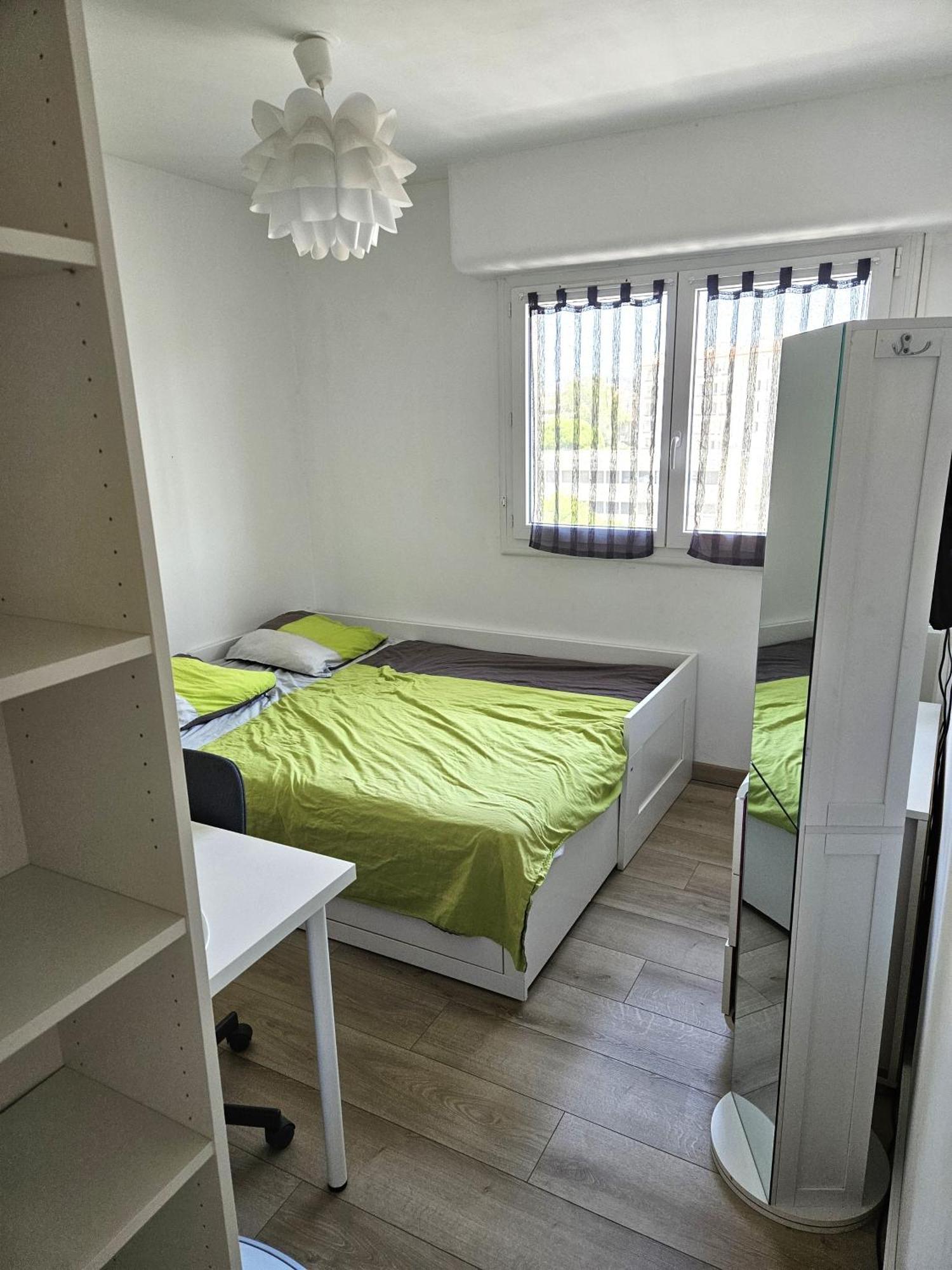 Chambre En Colocation Fille, Proche Mer, Climatisation Тулон Екстер'єр фото