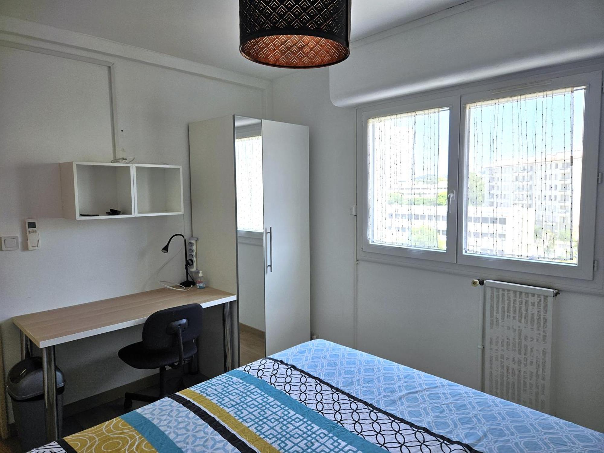 Chambre En Colocation Fille, Proche Mer, Climatisation Тулон Екстер'єр фото